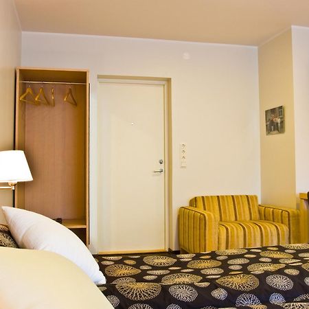 Art Hotell Раквере Экстерьер фото